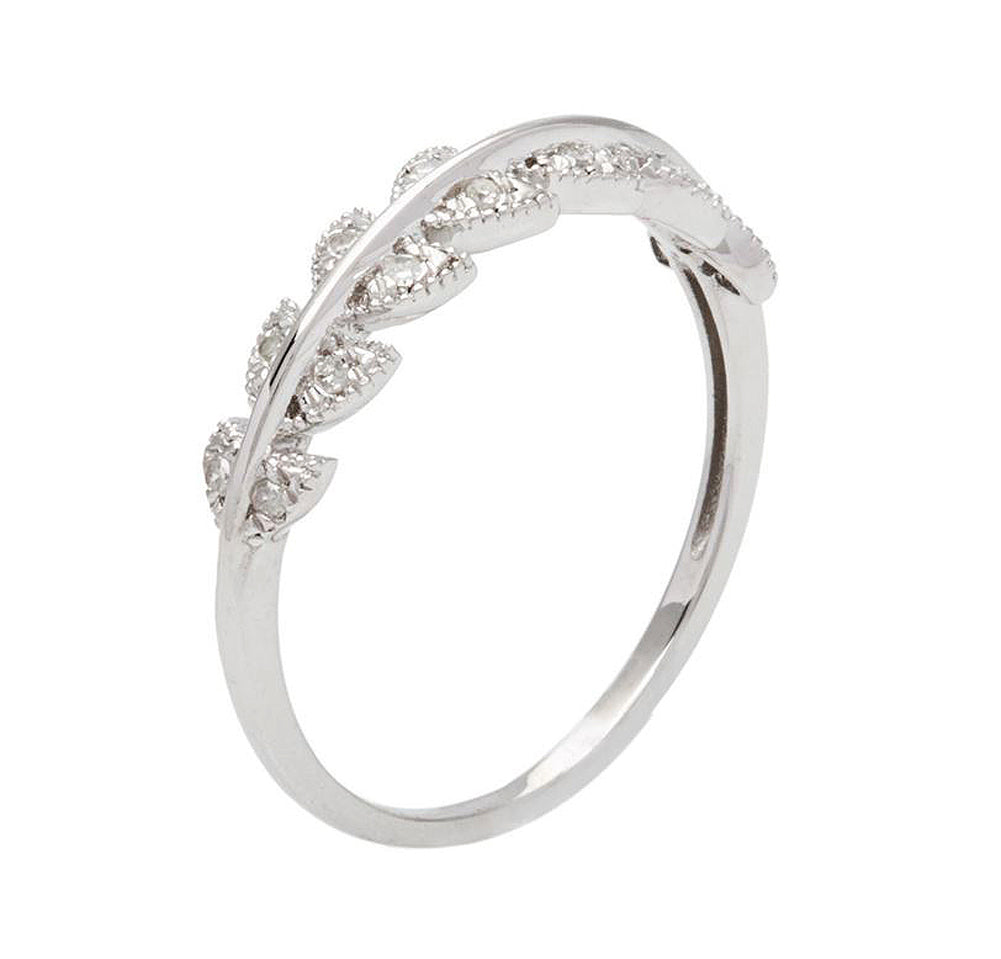 10k White Gold Vintage Style Diamond Wedding Band (0.08 cttw, H-I Color, I1-I2 Clarity)